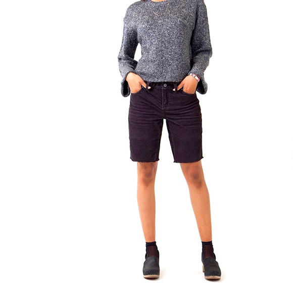 Carve Designs 10” Navy Blue Oahu Shorts - Picture 2 of 4